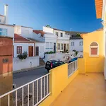B34 - Central Townhouse In Lagos